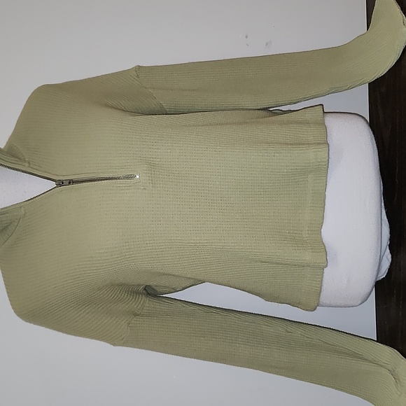 Reformation Olive Green Ribbed Sweatshirt - Picture 2 of 8